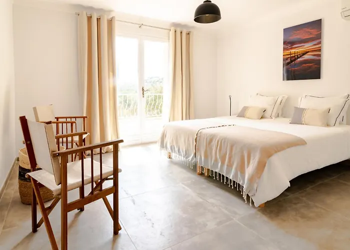 ヴィラ L'oustau *